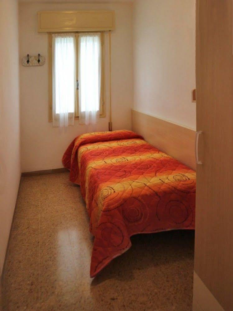 Mery Lignano Sabbiadoro Exterior photo